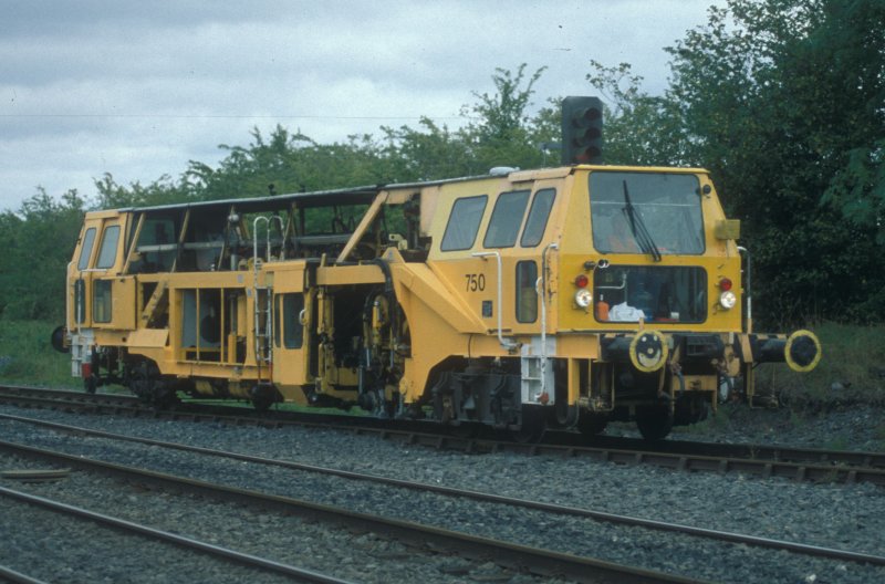 IERLAND sep 2003 Ballybrophy DIENST TREIN 750