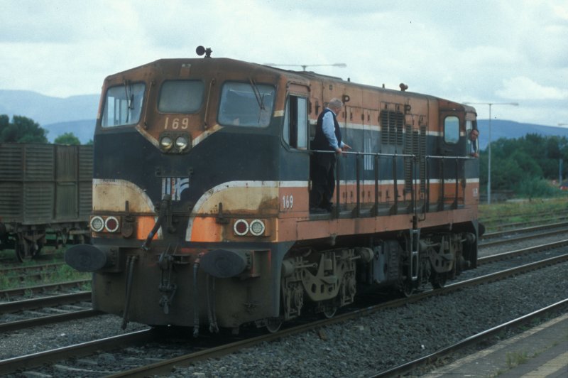 IERLAND sep 2003 Limerick junction LOC 169 