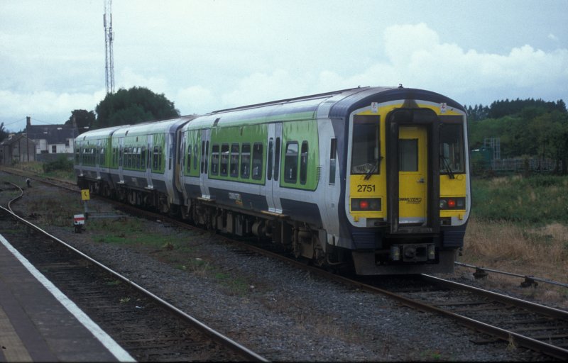 IERLAND sep 2005 Limerick Junction TREINSTEL 2751 bj 1999 / 350 pk
