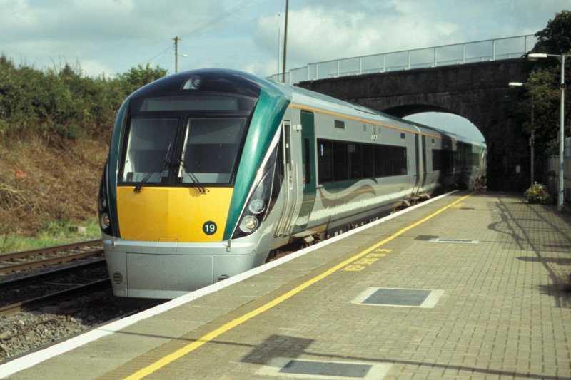 IERLAND sep 2008 Kildare TREINSTEL No 19 / 3 delig