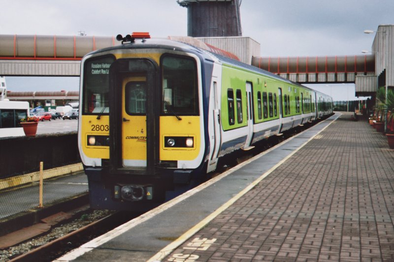 ierland september 2006
rosslare treinstel No2803