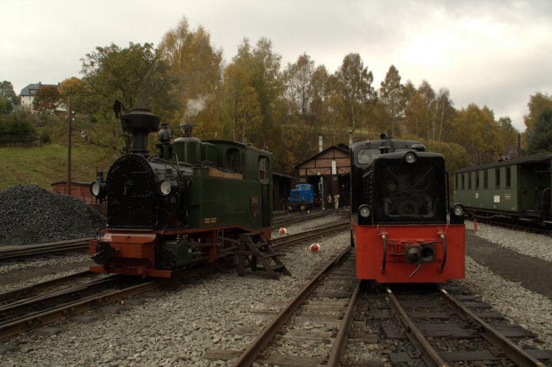 IK No 54 und 199 009-2 am 10.10.09 in Jhstadt. 
