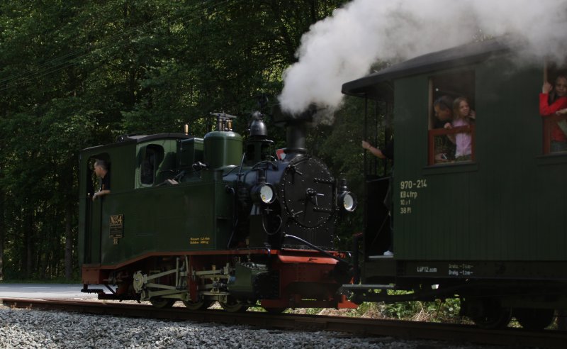 IK Nr.54 ist am 30.08.09 zwischen den Haltepunkten Forellenhof und Andreas-Gegendrum Stollen in Richtung Steinbach unterwegs.