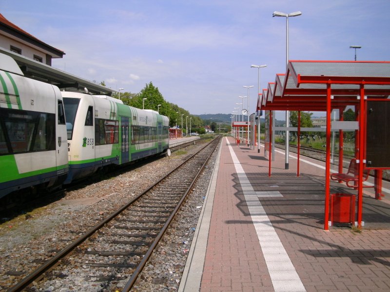 Im Bahnhof Breisach am 10.05.2009.