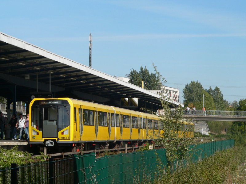 Im Bahnhof Hellersdorf (?) 19.9.2009