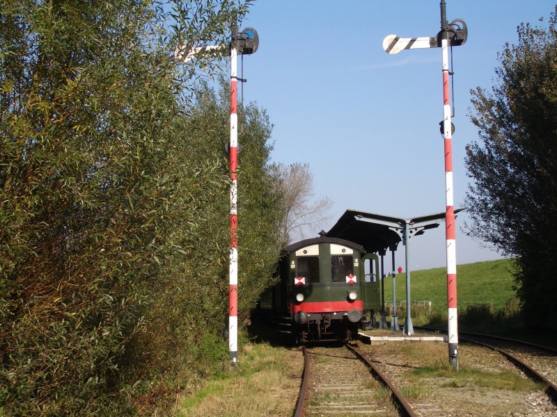 Im Bahnhof Hodenskerke im herbst 2007
