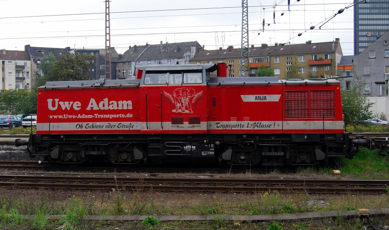 Im Hauptbahnhof Hagen steht eine Adam 10 steht auf einem Abstellgleis. Diese Einzelheiten stammen vom Betreiber dieser Maschine:  Hersteller: LEW; Baujahr: 1974; kW: 900
Bild wurde am 26.09.2007 gemacht.