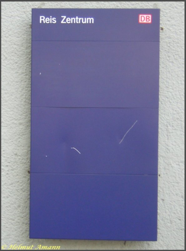 Im Hinblick auf den geplanten B�rsengang ist die DB AG im Bestreben der Ausweitung ihrer Rolle als Global Player jetzt auch in den Handel mit Reis eingestiegen. Das erste Reiszentrum er�ffnete am 26.05.2007 im Bahnhof Frankfurt am Main-R�delheim. ;-)