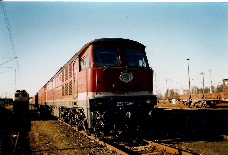 Im Januar 1999 stande die 232 146 im damaligen Bh Wustermark.