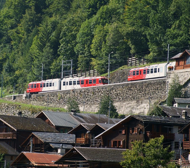 In Le Trtien kreuzen sich die Regionalzge 16 und 17.
(17.09.2008) 