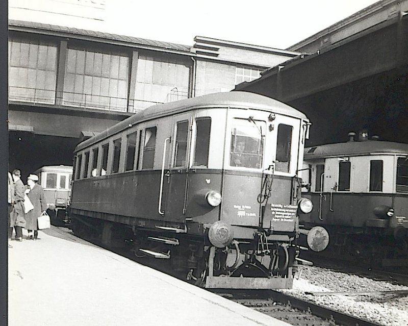 In Wien Hauptzollamt (die alte Name !) habe ich den TW 5041.01 in Februar 1961 fotografiert. Foto : J.J. Barbieux.  