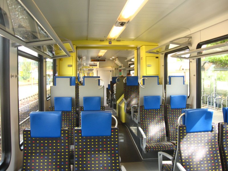 Inansicht des RABe 526 655-6 in Engen 6.9.07