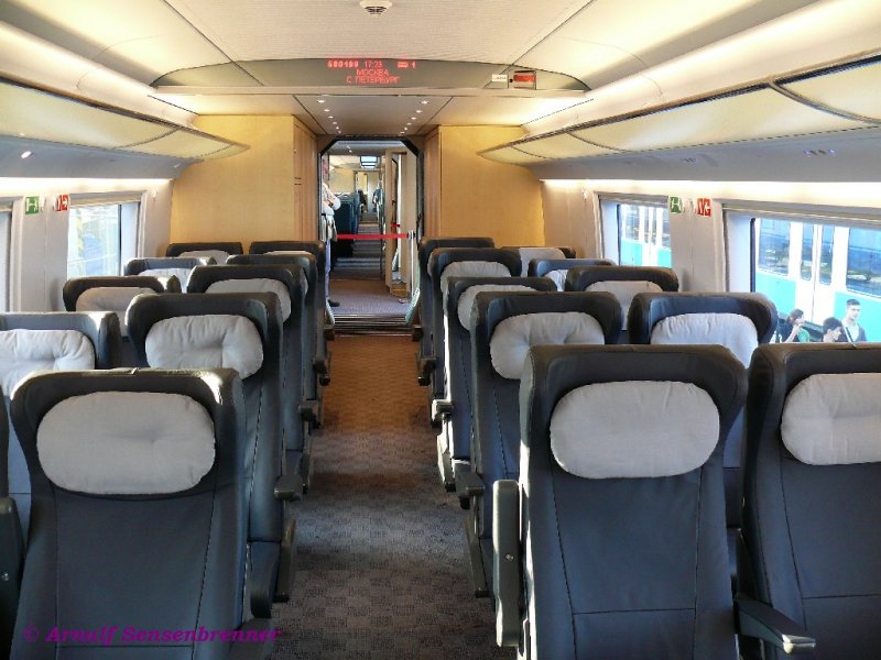 Innenansicht der 1. Klasse des Velaro-RUS von Siemens fr Russland. 

28.08.2008
INNOTRANS 2008 Berlin