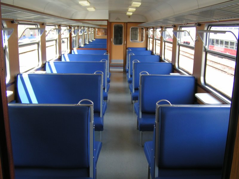 Innenansicht des restaurierten Triebwagens 208. 09.06.07