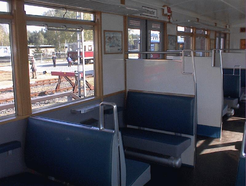 Inneneinrichtung 60er Jahre des ET 167 072. 12.10.02 Sch�neweide
