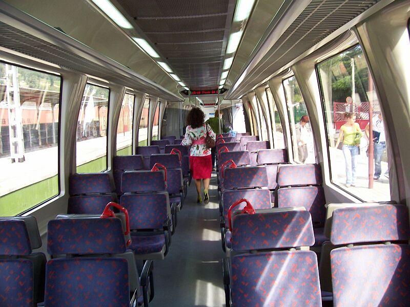 Inneneinrichtung E-Triebzug 3619