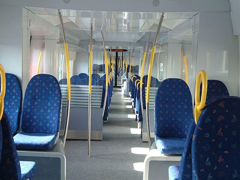 Inneneinrichtung X60 16, sieht schon ein bischen attraktiver wie in den X10-Pendeltags aus.