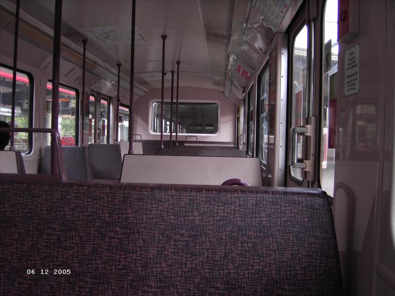 Innenraum des DT3E nach Umbau von 1990 begann und ungefhr 2002 waren alle Zge umgerstet.Nur die LZB Zge behielten ihr altes Gewand.