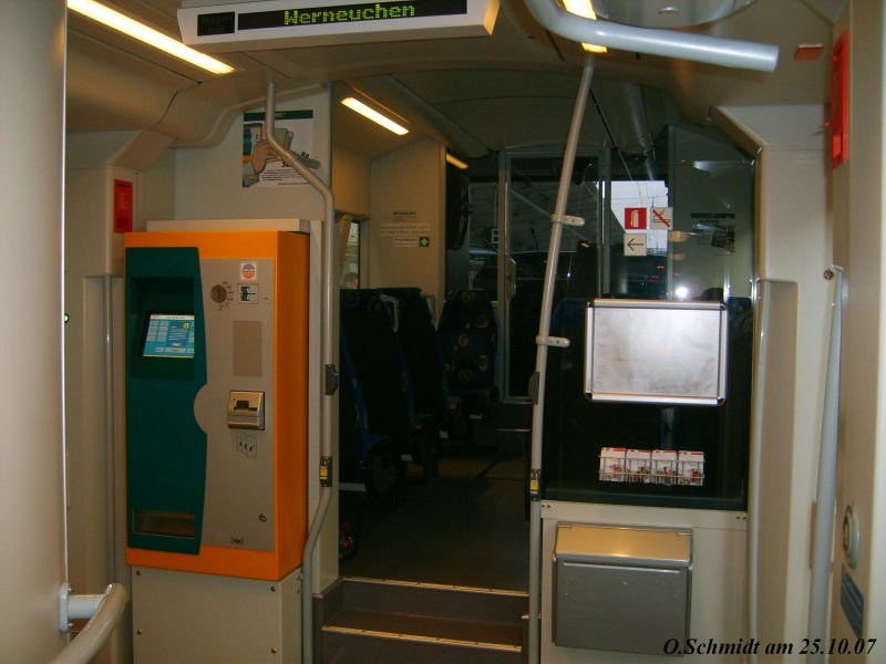 Innenraum von VT 650.80 der ODEG Ostdeutsche Eisenbahn GmbH am 25.10.07