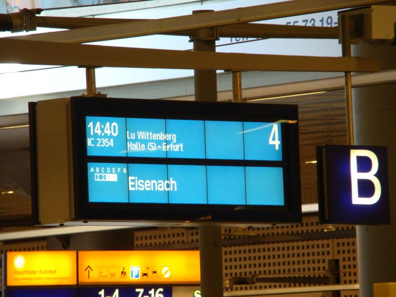 InterCity 2354 nach Eisenach ber Lutherstadt Wittenberg, Halle (Saale) und Erfurt. Aufgenommen am 07.06.2008