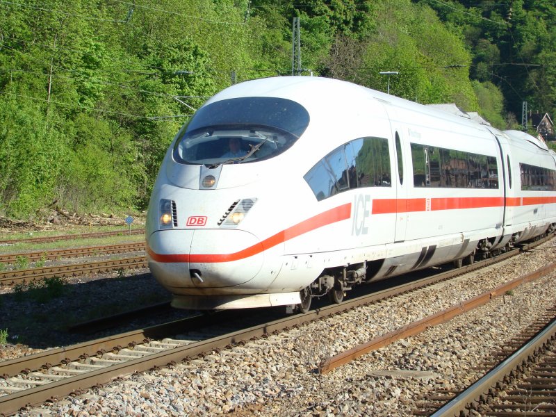 InterCityExpress 514 von Mnchen Hauptbahnhof nach Hamburg-Altona ber Stuttgart,Mannheim,Kln,Dortmund,Bremen. Aufgenommen am 10.05.08 bei der Durchfahrt Geislingen an der Steige.