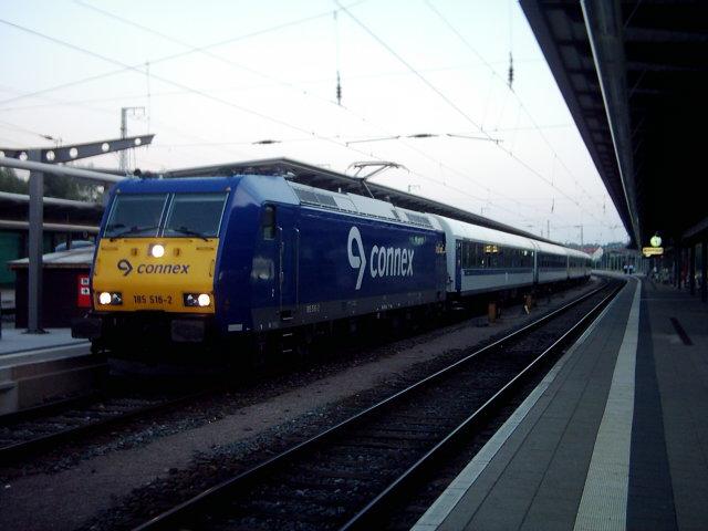 InterConnex 84100 bei der Ausfahrt aus dem Rostocker HBF
