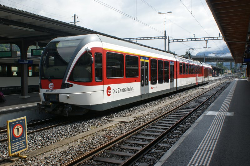 Interlaken Ost am 22.06.2009. ABe 130001-1 wartet auf die Ausfahrerlaubnis nach Meiringen.