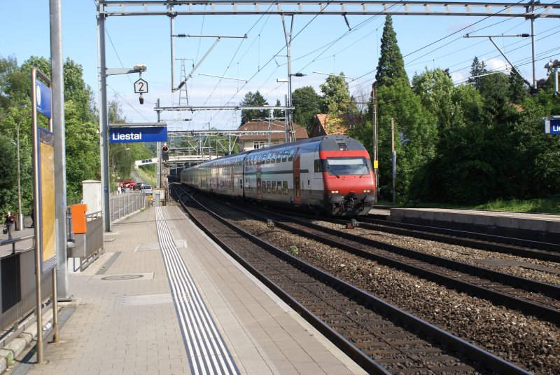 IR 580 am 21.7.08 bei der Einfahrt in Liestal.