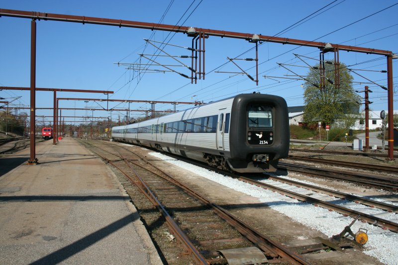 IR4 (ER) 2134 der DSB am 20.4.2008 in Fredericia.