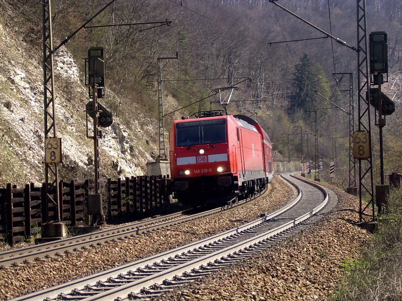 IRE 4228 nach Stuttgart Hbf mit 146 210 an der Zugspitze