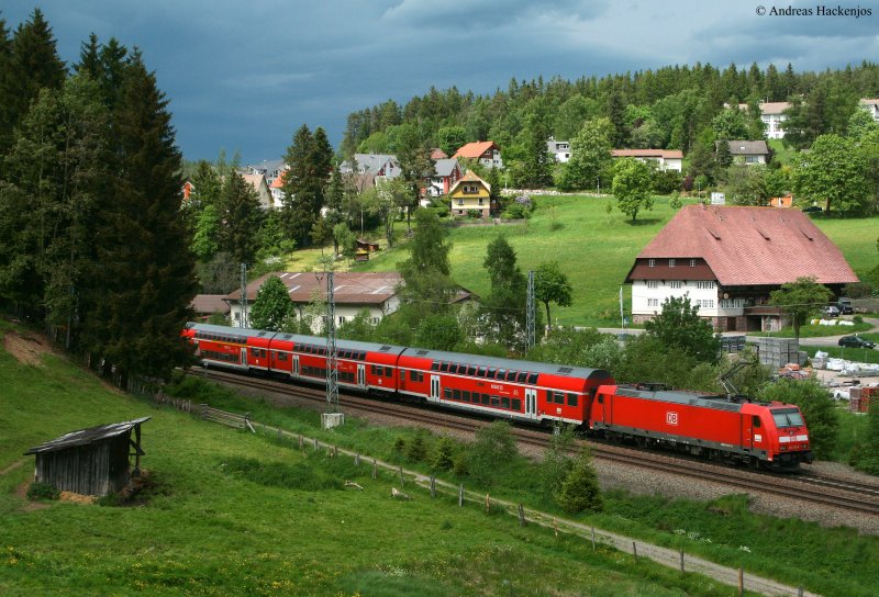 IRE 4714 (Konstanz-Karlsruhe Hbf) mit Schublok 146 232-4 km 69,1 21.5.09