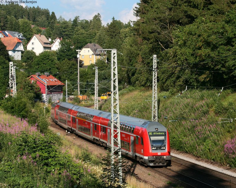 IRE 4720 (Konstanz-Offenburg) mit Schublok 146 233-2  Donaueschingen  am ehemaligen Bahnhof Sommerau 16.7.09. Das war das erste Mal das ich an dieser Stelle ein Foto gemacht habe
