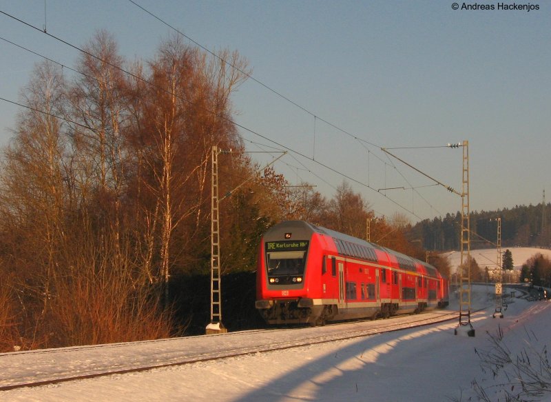 IRE4714 mit Schublok 146 233-2  Donaueschingen  am km 70,2 27.11.08