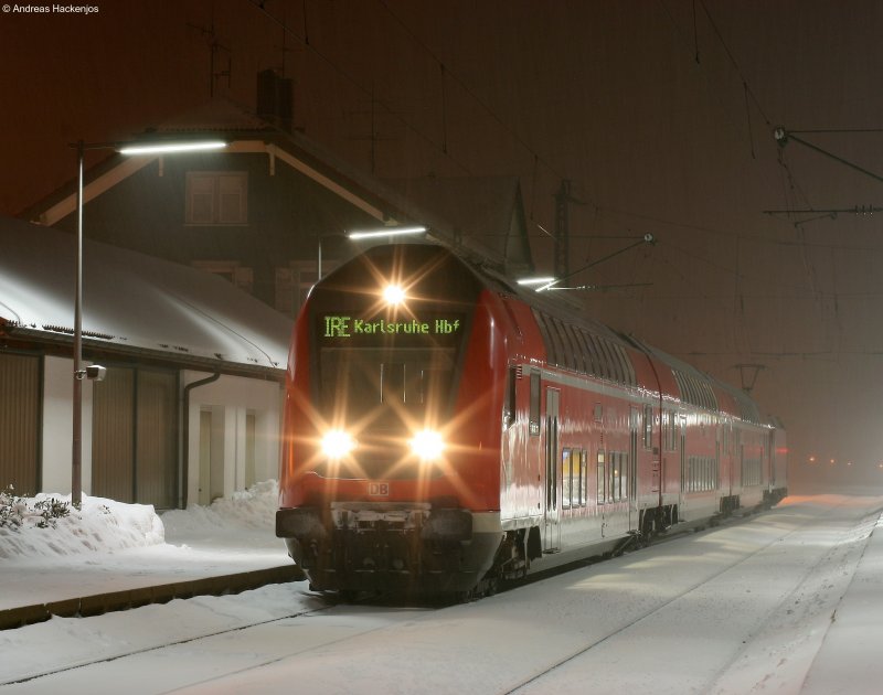 IRE4720 (Konstanz-Karlsruhe Hbf) mit Schublok 146 234-0 beim halt in St.Georgen(Schwarzw) 12.02.09