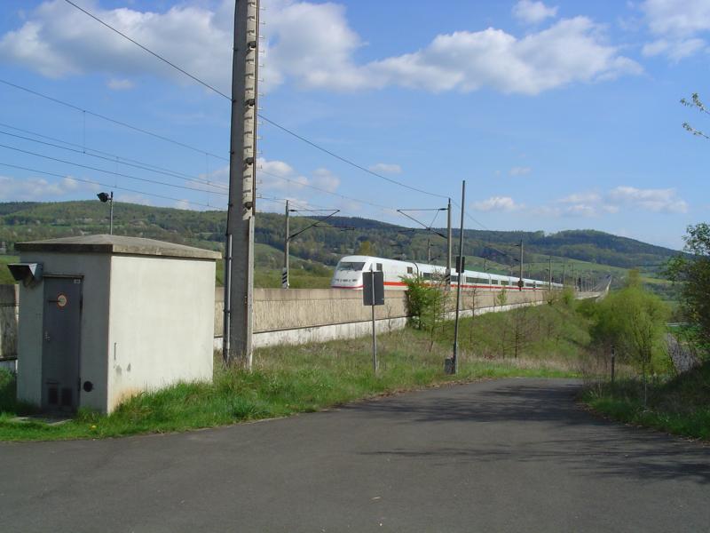 Irgendwo zwischen Wrzburg und Kassel. Auf der Autobahn unterwegs und die Strecke gesehen. Runter von der Autobahn und Bilderpause eingelegt. 