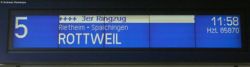 Jubilum 5 Jahre Ringzug: Zugzielanzieger des HzL 85856 (angezeigt aber mit der Nummer des nach Fridingen fahrenden MAN Schienenbus) von Tuttlingen  nach Rottweil der anlsslich des Jubilum mit Et 5.11 der Keolis gefahren wurde Tuttlingen 13.9.08
