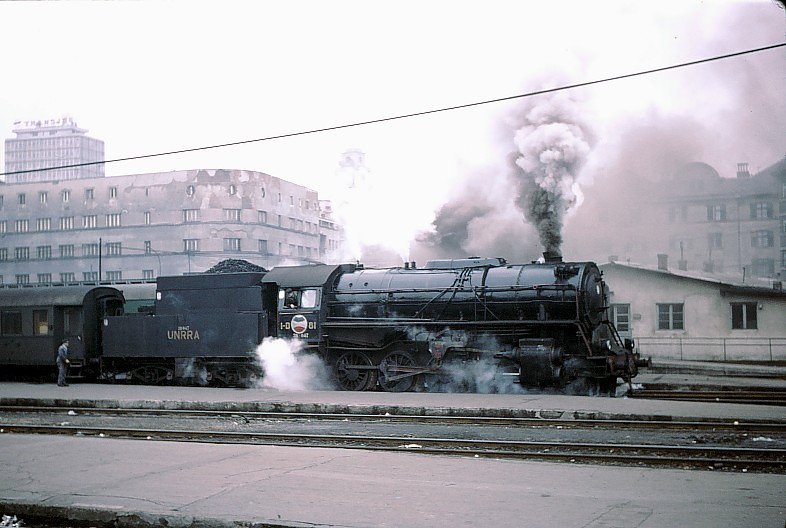 JZ 38-047 in Beograd; die Lok ist auch angeschrieben als UNRRA 1D-81. 6.Januar 1970. (UNRRA = United Nations Relief and Rehabilitation Administration) 
