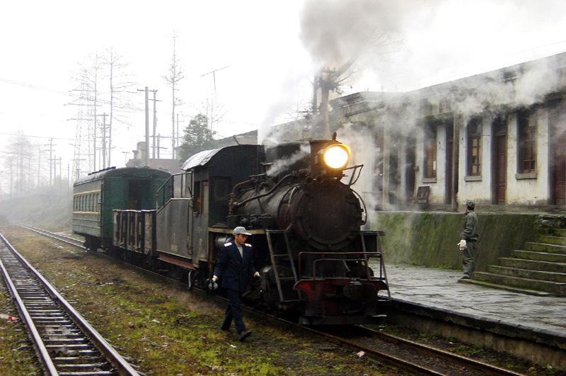Kategorie: China-Schmalspurbahnen-Pengzhou
Beschreibung: JAN 2003