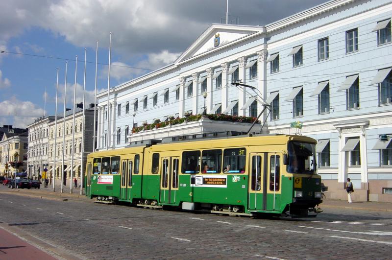 Kategorie: Finland / Sonstiges / Straenbahn
Staenbahn im Stadtzentrum von Helsinki, September 2003