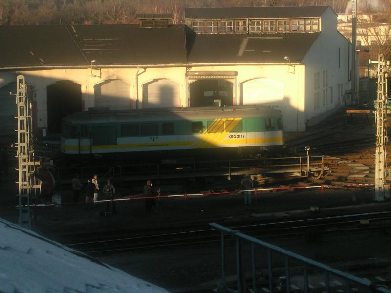 KEG 2117 am 12.08.2003 auf der Drehscheibe im Bw Nossen.