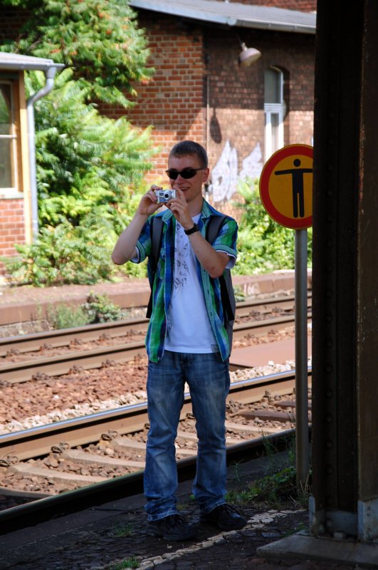 Kevin filmt am 15.08.09 in Leipzig-Leutzsch. 