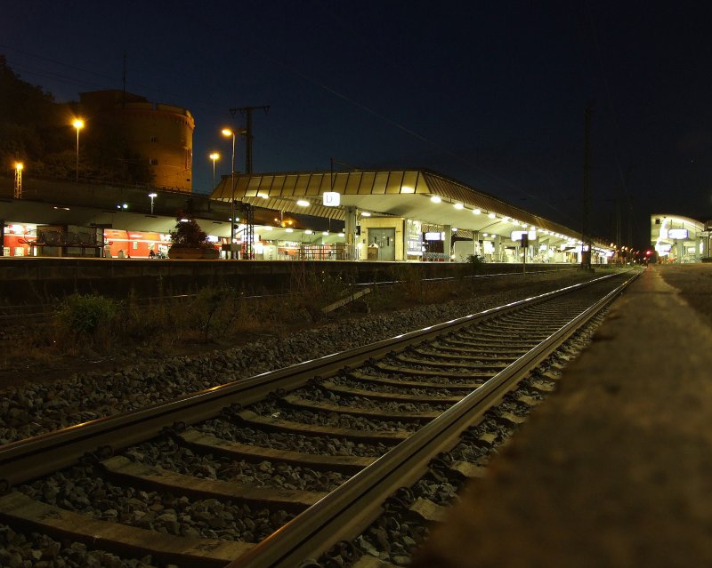 Koblenz Hauptbahnhof am Abend.Aufnahme vom 22.8.09 ca.21.40Uhr.