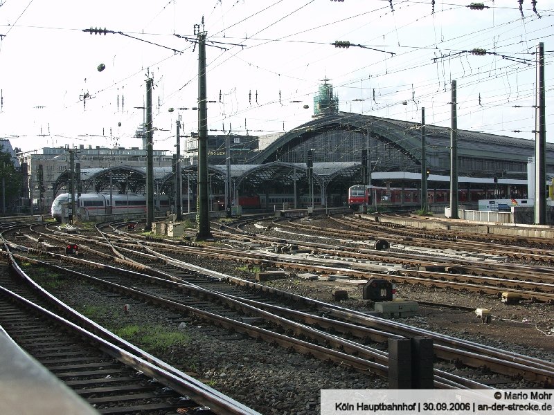 Kln Hauptbahnhof mit Gleisvorfeld. (Nicht digital bearbeitet!)