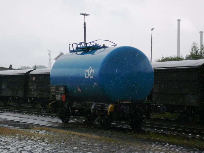 Kohlenwasserstoff-Kesselwagen am 23.6.2007 im Oldenburger Gterbahnhof