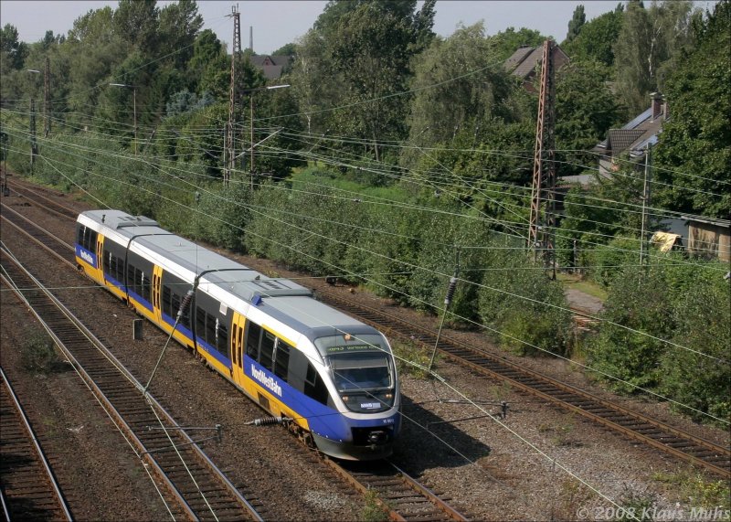 Kommt aus Richtung Dorsten, NWB VT0012, kurz vor dem HP GE-Zoo. 01.09.2008