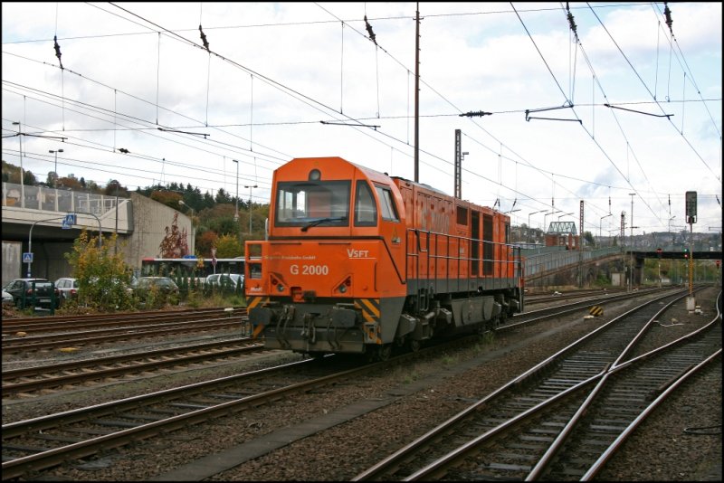 KSW Lok 43 durchfhrt den Bahnhof Siegen Richtung Weidenau. (18.10.2007)