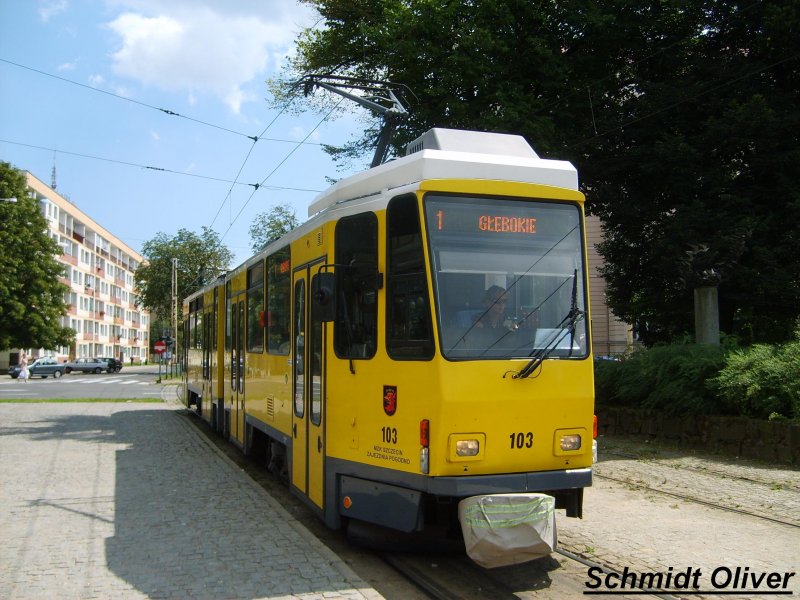 KT4DT 103 (ex. Berliner (BVG) 7017) auf der Linie 1 nach Glebokie