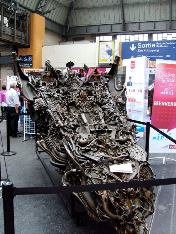 Kunstwerk im Gare de l´Est. 14.05.09