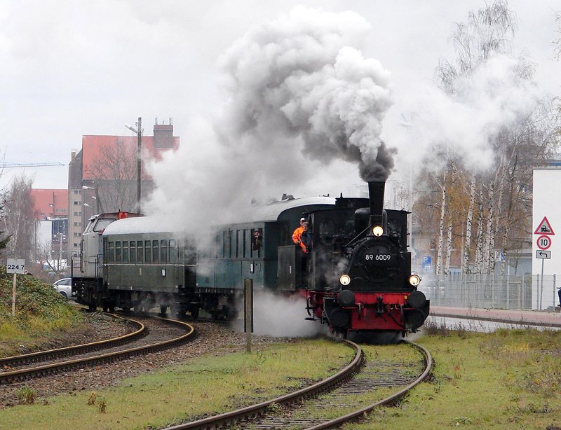 Kurz vor dem B Werftstrasse.  Stralsund am 24.11.07