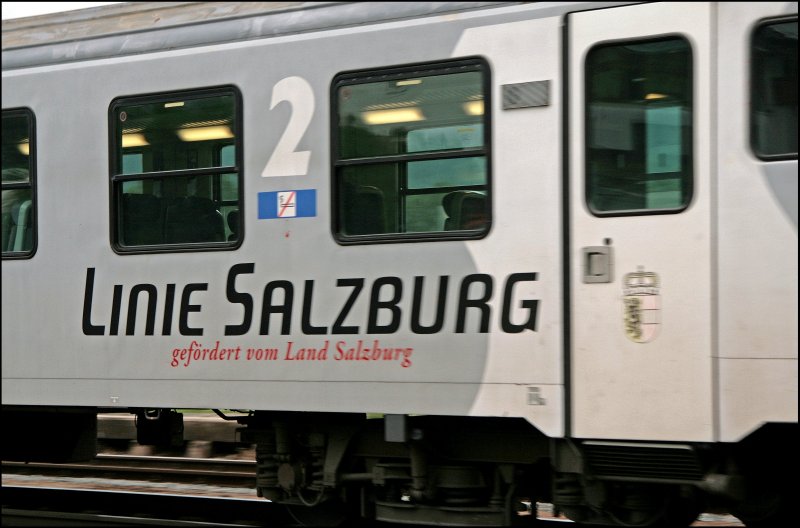 L I N I E  S A L Z B U R G  gefrdert vom Land Salzburg: Ein CityShuttle Waggon trgt diesen Schriftzug und ist im REX 1507 eingereiht. (08.07.2008)
